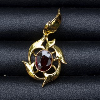 จี้พลอยโกเมนจันทบุรี (Garnet) เรือนเงินแท้92.5%ชุบทองคำ 24K พลอยสีแดงอมน้ำตาล เนื้อใส มีใบรับประกันสินค้าจากทางร้าน