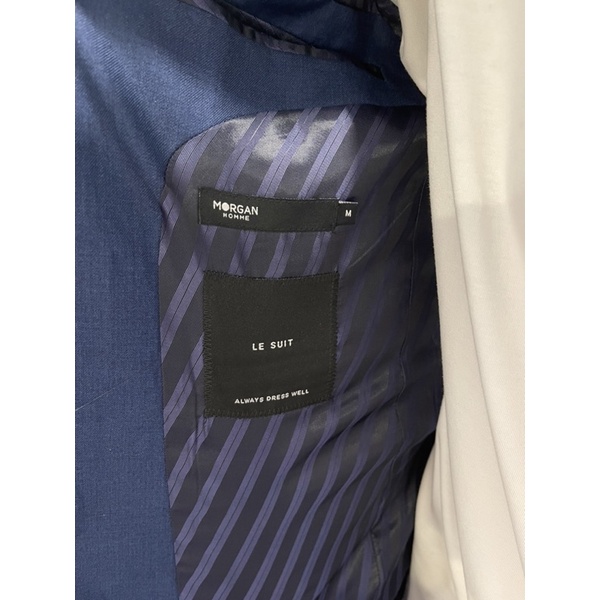 Morgan Homme Le Suit สูทเข้าชุดมอร์แกนสีกรมน้ำเงินของแท้มือสอง จาก 6,800.- สภาพ100% ไม่มีตำหนิ ขนาด 