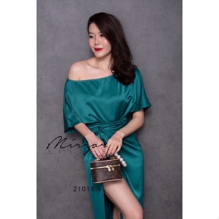 BuTiqo Satin DReSS•• เดรสดีไซน์เก๋ เนื้อผ้าซาตินเนื้อดีใส่สบายมาก แพทเทรินช่วงบนเป็นเสื้อคอปาดใส่ไหล่ตกฟาดๆ