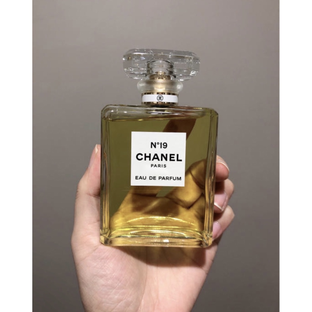 Chanel N°19 Eau De Toilette For Women Vintage Very Rare Perfume น้ำหอม น้ำหอมแท้/แท้100ค่ะ น้ำหอม