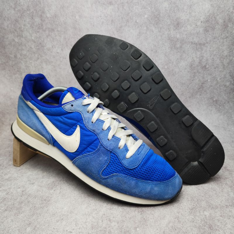 nike internationalist 45