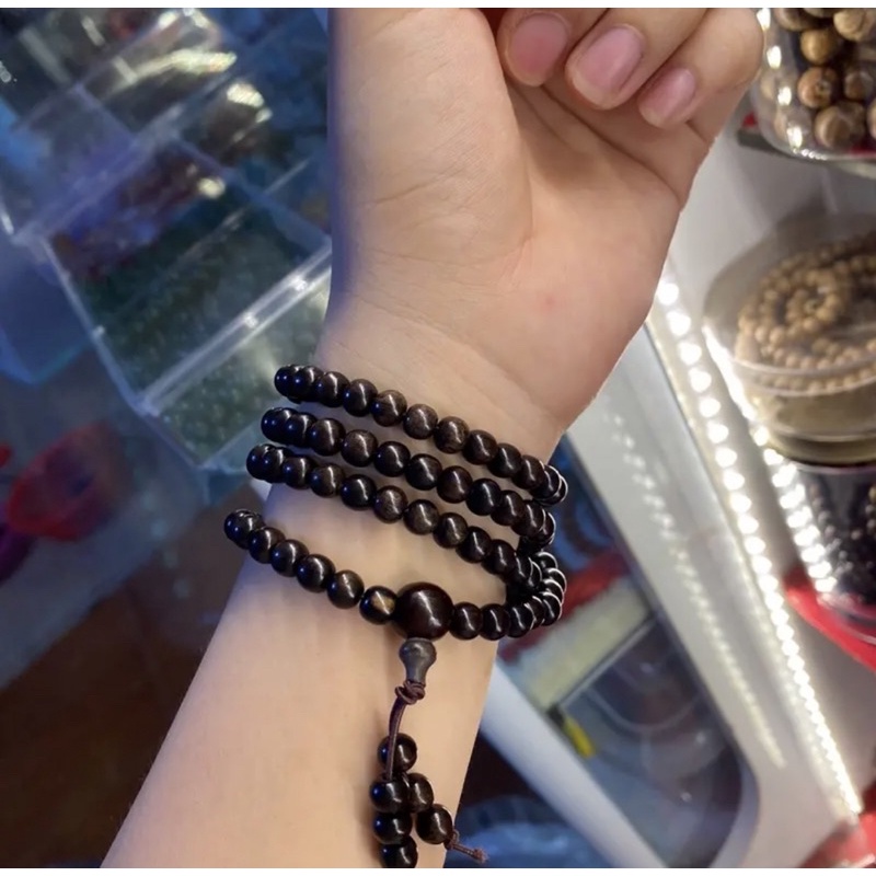 108 BLACK MUN WOOD BEADS