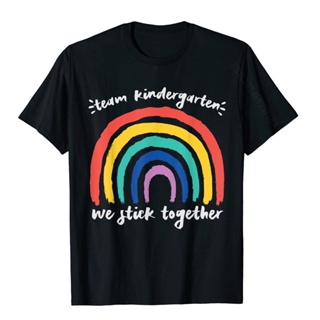 ขายดี!TEAM KINDERGARTEN We Stick Together Rainbow Teacher Student T-Shirt Tops Shirt Cute 3D Printed Cotton Men&amp;#39;s T