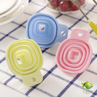 YOYO กรวยซิลิโคน พับเก็บประหยัดพื้นที่ พกพาสะดวก Silicone funnel