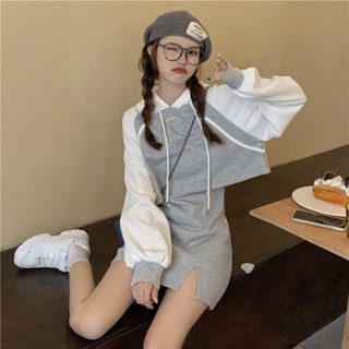 🌟เดรส 🍒พร้อมส่ง 🔥ชุดกีฬา เสื้อคลุมมีฮู้ด โมริ กับ กระโปรงสั้น อารมณ์เกาหลี กระโปรงสูทสีเทาเรียบง่ายKY095