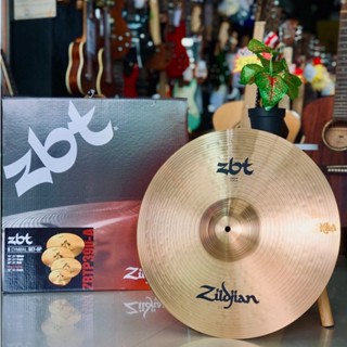 Zildjian ฉาบ รุ่น ZBT Crash ขนาด 18 นิ้ว  ตัวฉาบจะหล่อจากทองแดง ภายนอกเคลือบเงา + ของแท้ 100% * ส่งด่วน มีปลายทาง