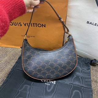 Celine Ava medium size  yr.2021 แท้100%