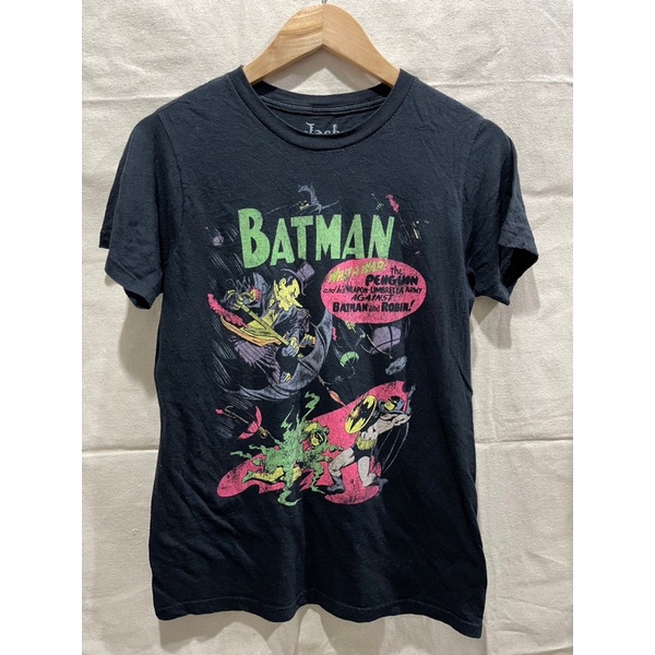 เสื้อมือสอง DC comics - Batman Robin VS Penguin ป้ายปั้มคอ