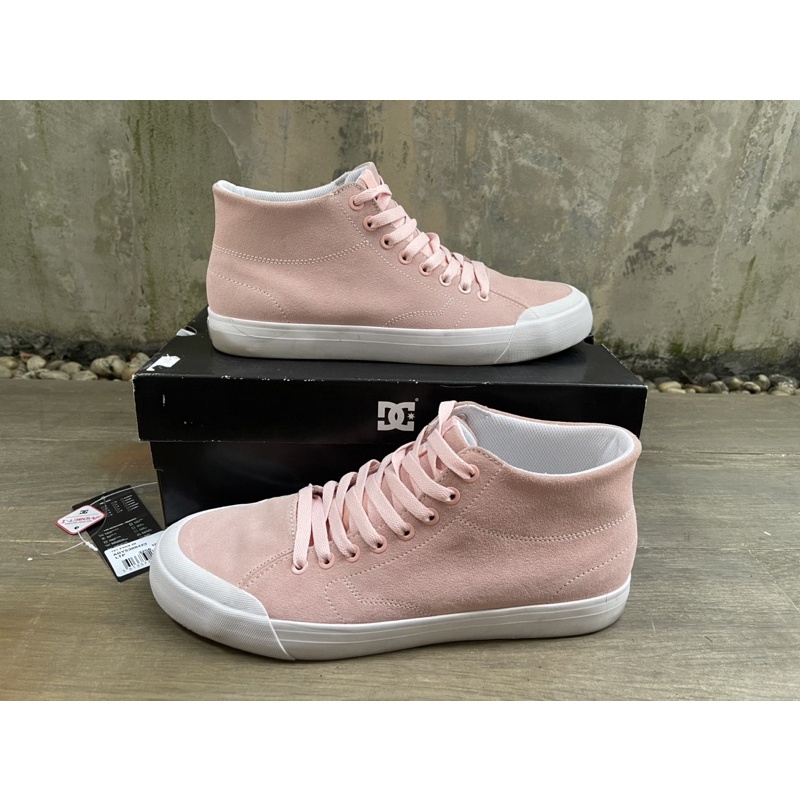 รองเท้าผ้าใบ DC Shoes รุ่น Evan Smith Hi Zero Shoe Light Pink