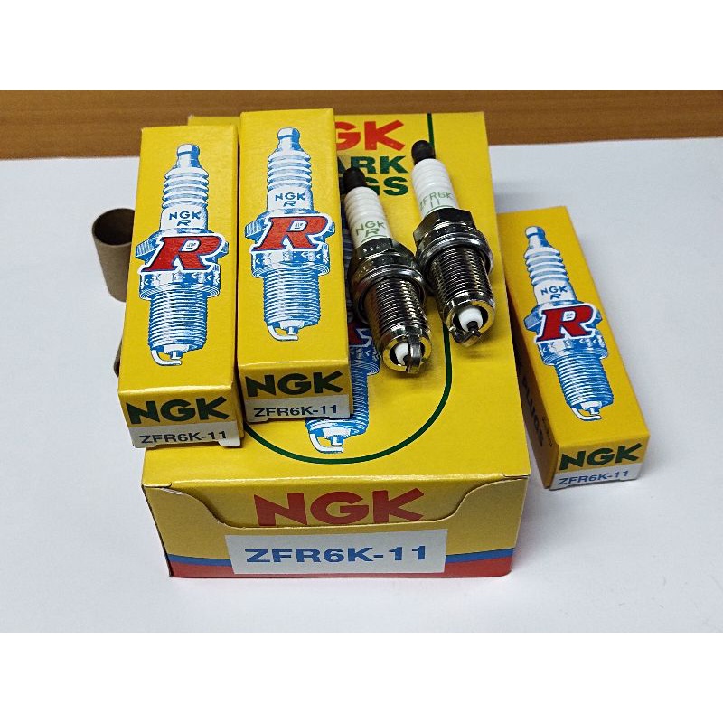 หัวเทียนNgk ZFR6K-11Honda Crv gen2 Stream 2.0 Accordหัวเทียนยี่ห้อ Ngkราคาต่อ 1 ชิ้นสําหรับ 1 คันโดย
