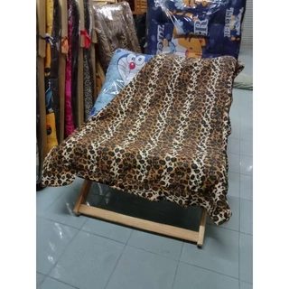 ผ้าคลุมเก้าอี้พักผ่อน100บาท **เฉพาะผ้าคลุม95*120ซม. รุ่นใหม่มีระบายรอบตัว สุ่มสี ไม่มีนวมไม่มีขาไม้