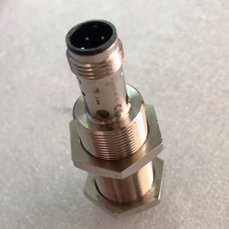 HB Omron ทรงกระบอก Proximity Sensor M12 เชื่อมต่อป้องกัน PNP E2B-M18KS/LS05/08-M1-B1/B2 E2B-M18KS05-