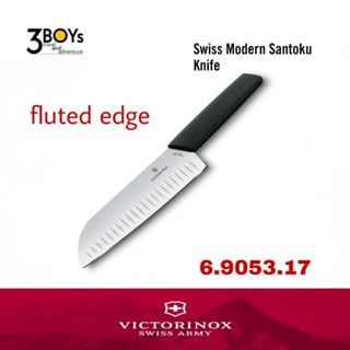 Victorinox มีดทำครัว Swiss Modern Santoku Knife ขอบร่อง อาหารไม่ติด ใบมีดสแตนเลส ด้ามจับสังเคราะห์  6.9053.17