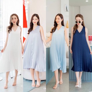 Pleat Dress เดรสพลีทยาวคลุมเข่า คอวี สีพื้น เดรสพลีทคนท้องใส่ได้ ผ้าซาร่าเนื้อเงาอัดพลีททรงสวย