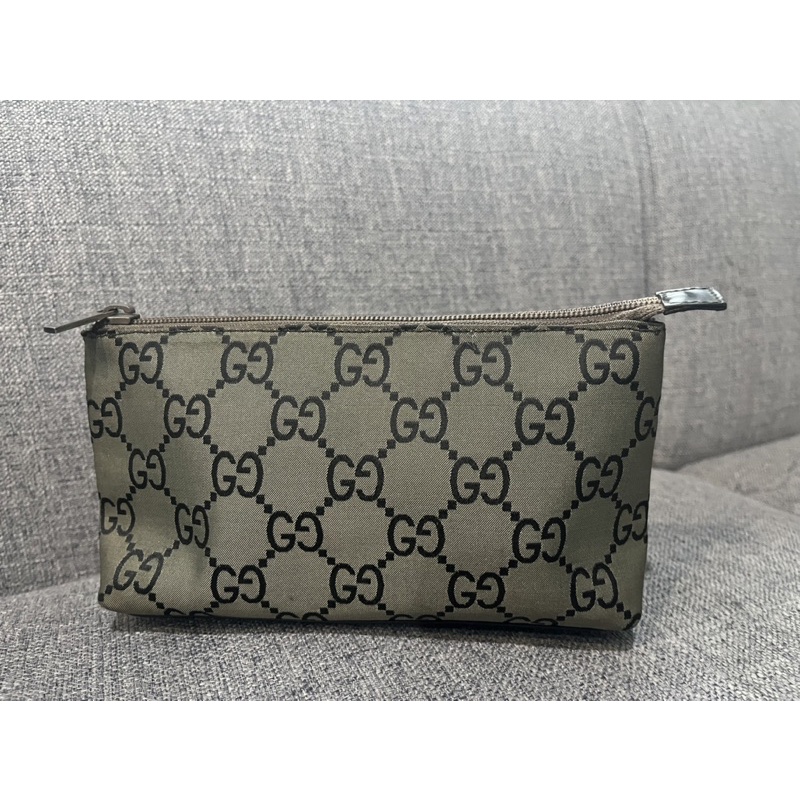 Gucci เครื่องสำอางค์ ของแท้ มือสอง