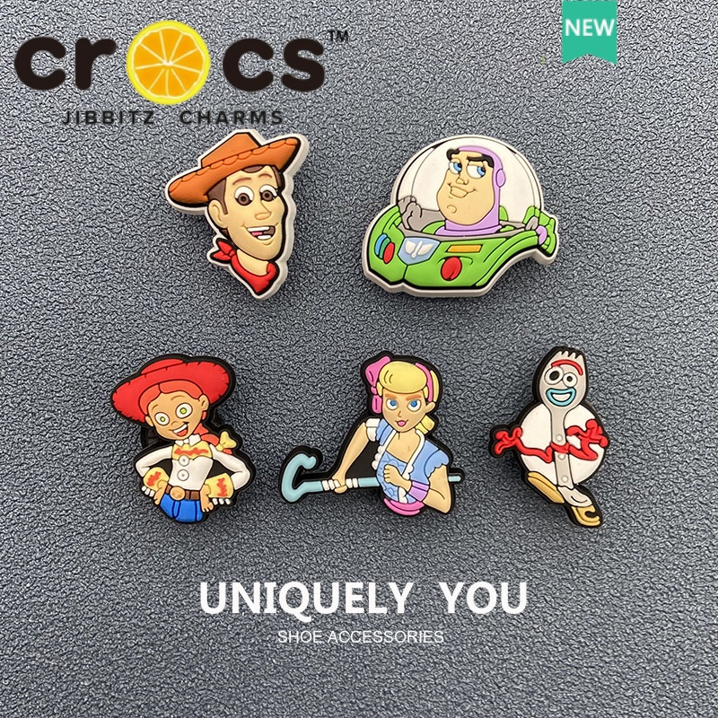 jibbitz crocs charms แท้ ตัวติดรองเท้า  Toy Story jibbitz สําหรับตกแต่งรองเท้า Crocs diy
