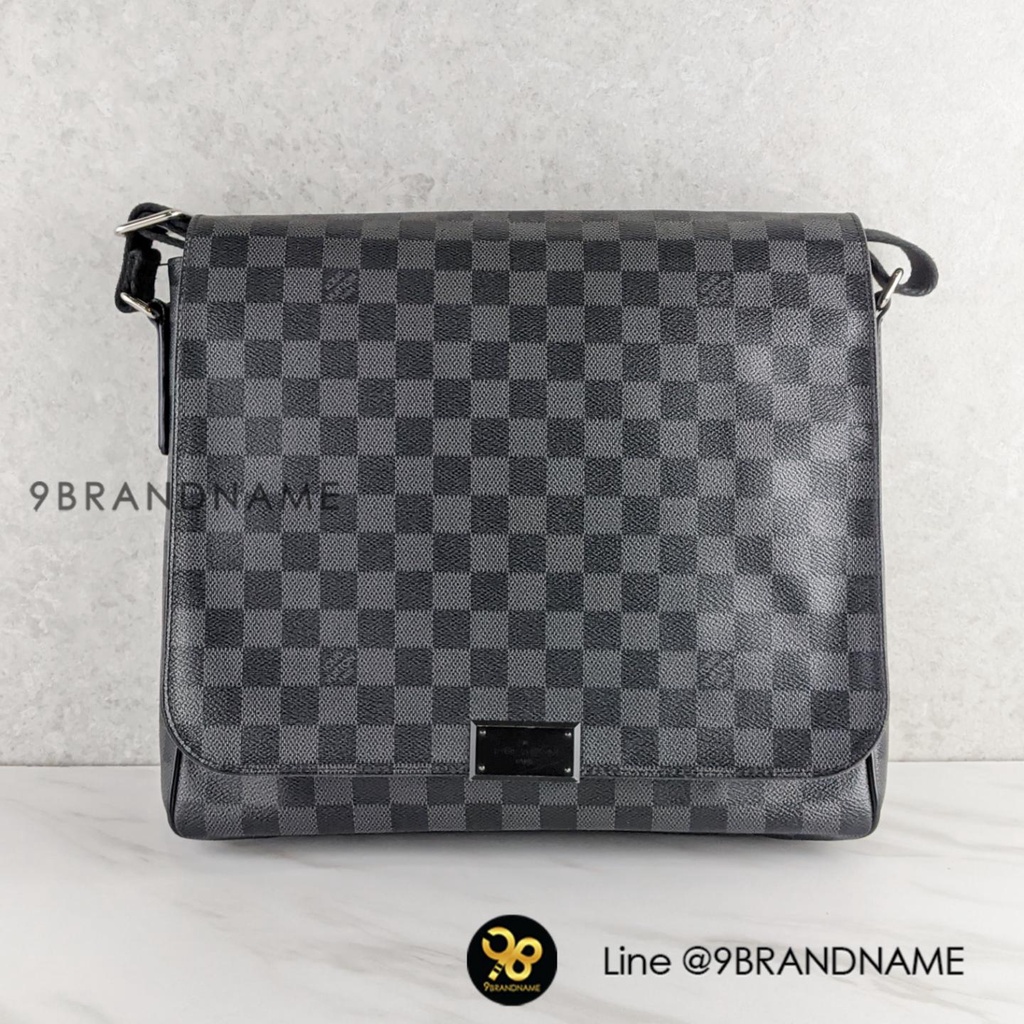 Used - Louis Vuitton District PM Damier Graphite - 9brandname