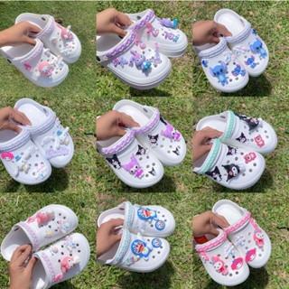 รองเท้าหัวโต  ตกแต่งลายน่ารัก ติดโซ่ ไม่เสริมส้น สีขาว แบบ ส…