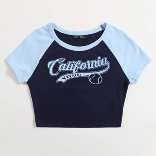 ꙳ ⋆ ⸝⸝ เสื้อครอป พิมพ์ลาย California สวยมาก🧚‍♀️🌟❕