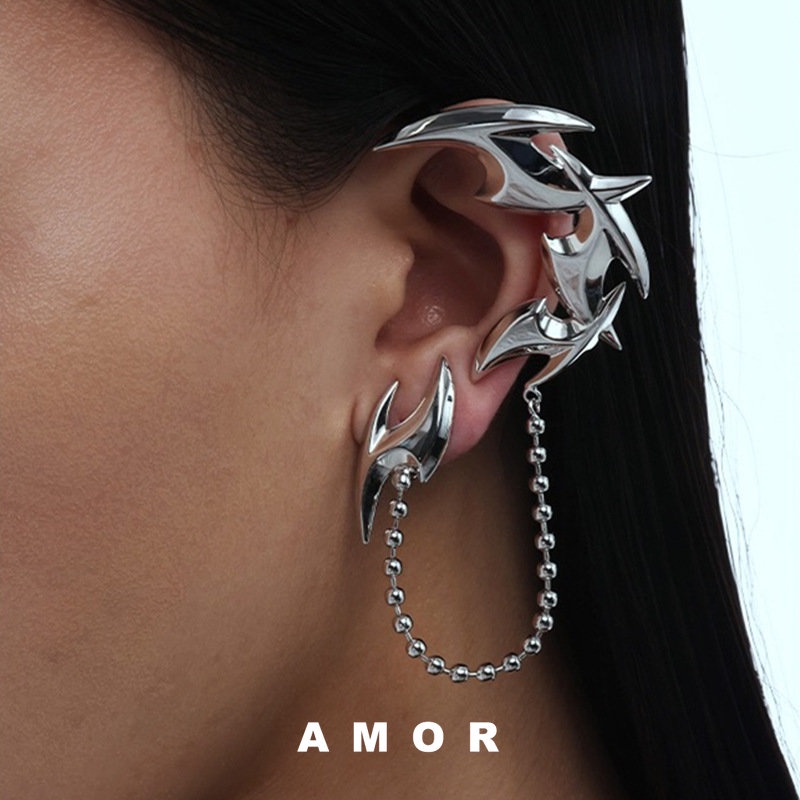 Punk Earclip Cyber Darts ต่างหูพู่ไม่สม่ําเสมอสําหรับผู้ชายและผู้หญิง