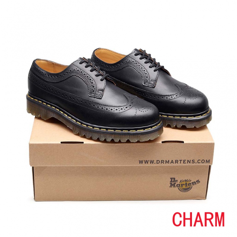 【คุณภาพสูง 100%】dr.martens 3989 รองเท้าแกะสลัก สไตล์อังกฤษย้อนยุค 5 รู ระบายอากาศ สําหรับผู้ชาย และผู้หญิง UC8G