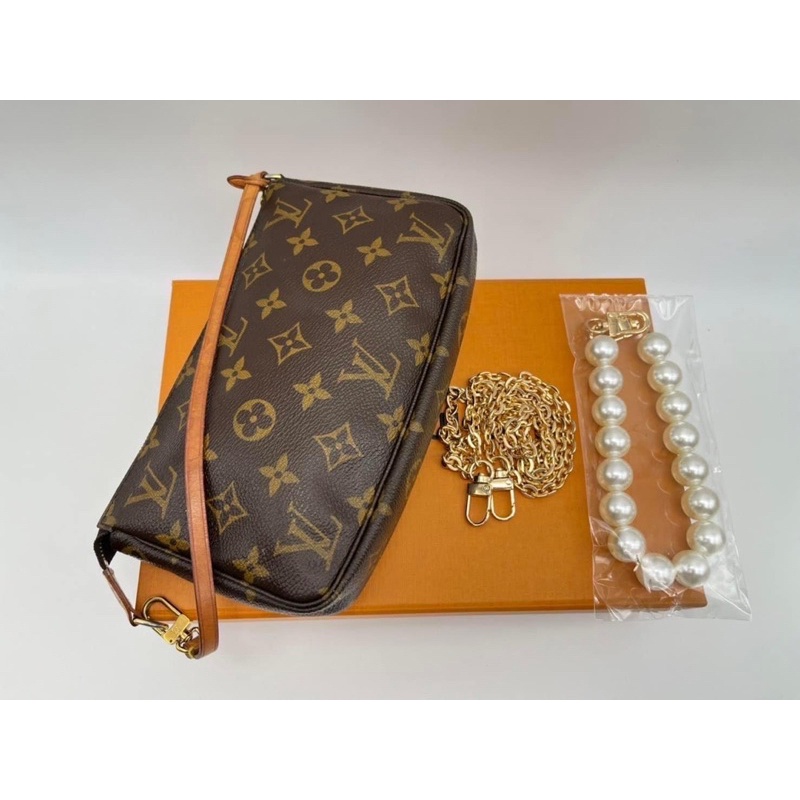 Used LV Pochette dc99