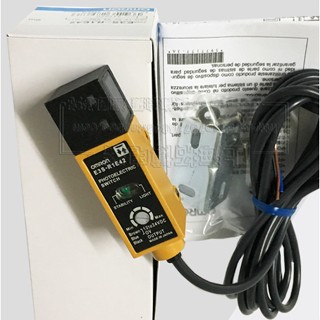 เซนเซอร์โฟโตอิเล็กทริก E3S-R1E42 12 ถึง 24 VDC