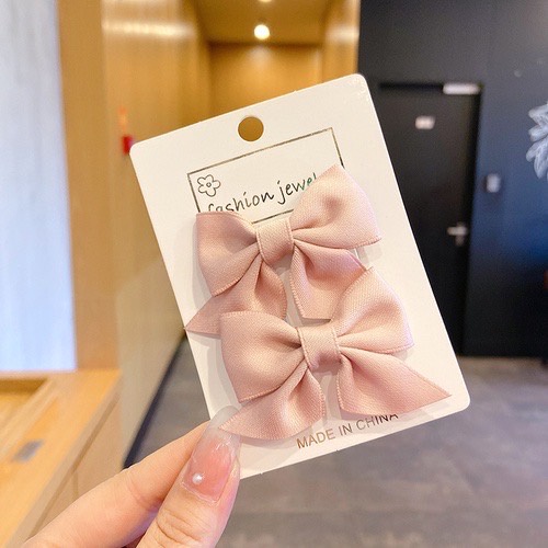 [พร้อมส่งจากไทย] กิ๊บติดผม ประดับโบว์น่ารัก สีพื้น สไตล์เกาหลี สําหรับเด็กผู้หญิง จํานวน 2 ชิ้น A002