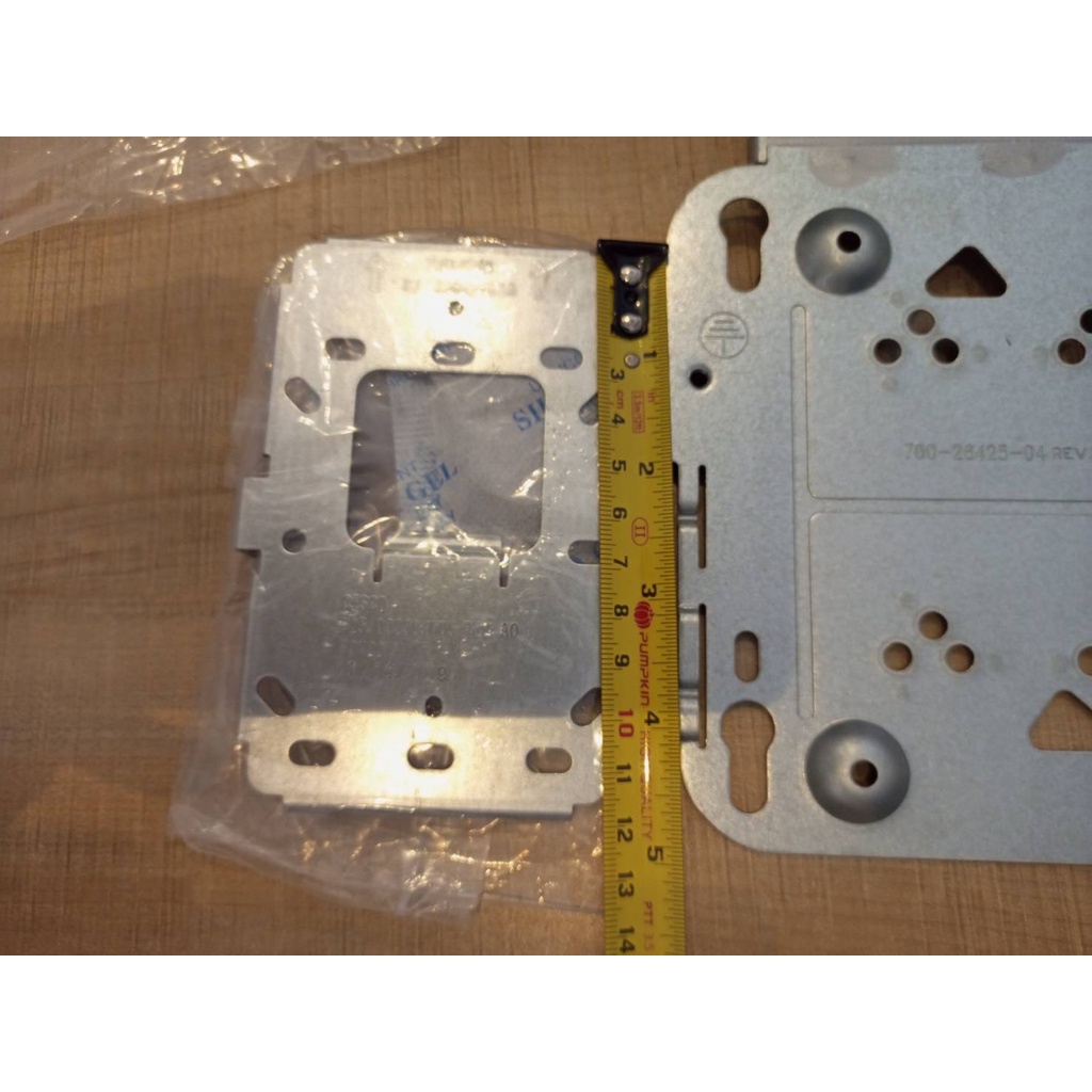 CISCO Wall or ceiling Mount: แผ่นเพลทสำหรับยึดติดตั้ง Access Point cisco