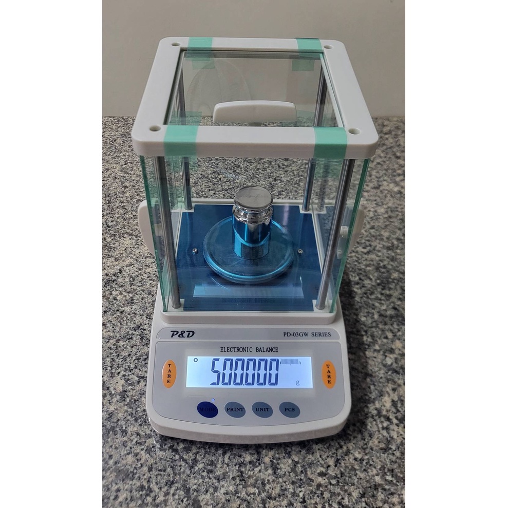 เครื่องชั่งดิจิตอลความละเอียดสูง ยี่ห้อ P&D รุ่น PD03GW , 220 g. และ 520 g. / 0.001 g.( ทศนิยม 3 ตำแหน่ง)