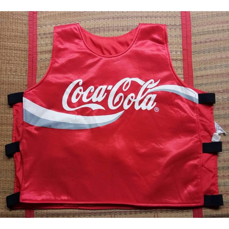 เสื้อกั๊ก เสื้อกีฬา Coca-Cola Made in UK