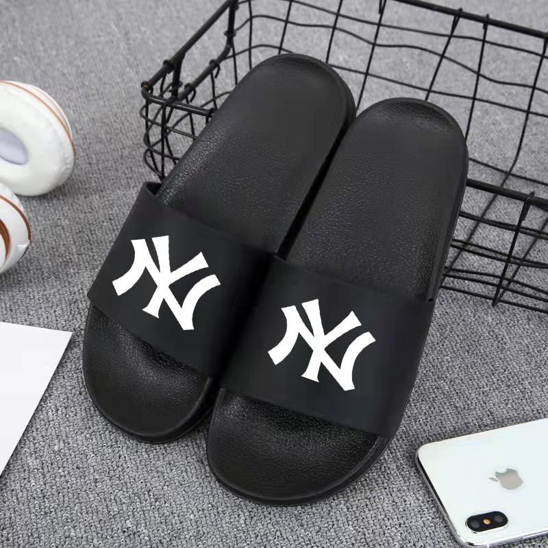 ❤️ถูกและดี!!!❤️Fashion home slippers รองเท้าแตะแฟชัน ใส่ได้ทั้งผู้ชาย ผู้หญิง TXB39