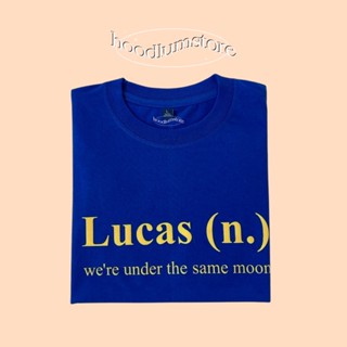 เสื้อยืดประกาศเมน we’re under the same moon เปลี่ยนชื่อได้ cotton 100%