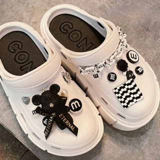 ชุดตัวติดรองเท้า Croc ประดับไข่มุก รูปหัวใจ M&amp;M แฟชั่นสําหรับผู้หญิง