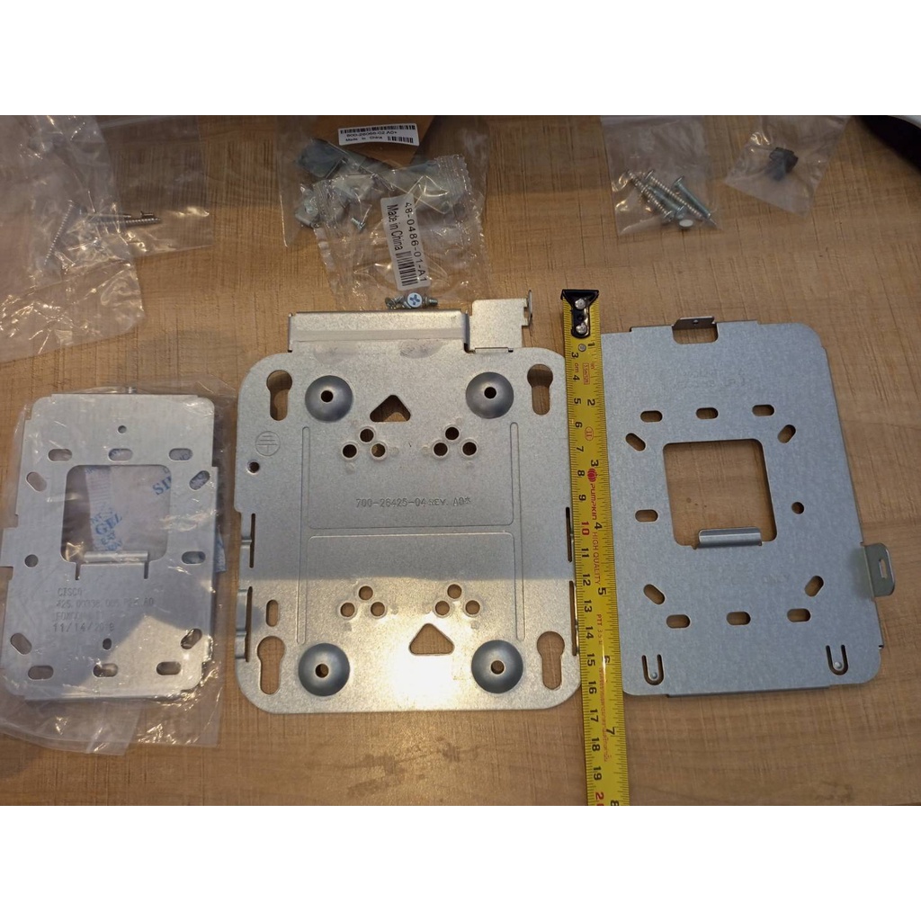 CISCO Wall or ceiling Mount: แผ่นเพลทสำหรับยึดติดตั้ง Access Point cisco