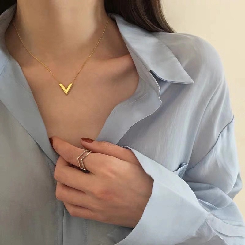 V necklace - morning.earrings