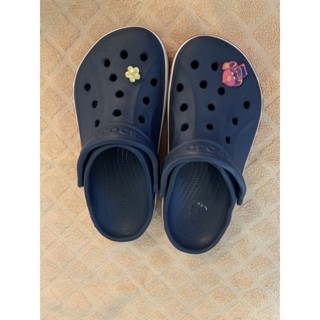 รองเท้าลำลองcrocs มือ2