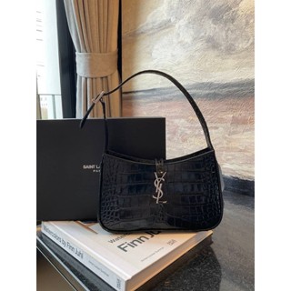 YVES SAINT LAURENT BAG VIP GIFT WITH PURCHASE (GWP)งานไฮเอน