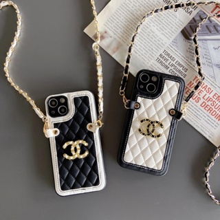 [พร้อมส่ง] Xiaoxiang เคสโทรศัพท์มือถือหนัง ลายการ์ตูน มีช่องใส่บัตร สําหรับ iphone 11 12 13 14 pro max x xr xs max เคสโทรศัพท์มือถือ แบบกระจก แต่งกลิตเตอร์ พร้อมสายคล้องแม่เหล็ก รูปตุ๊กตาเลื่อนได้ สําหรับ iphone