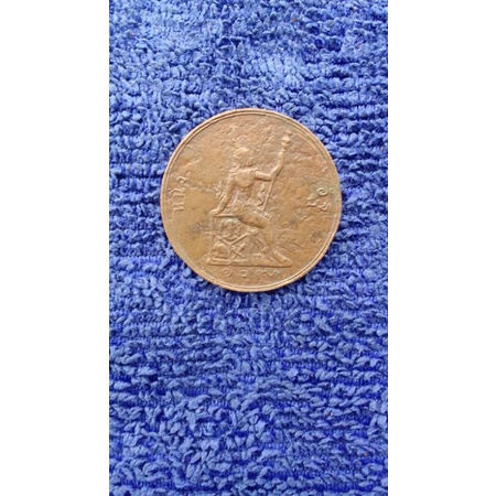 เหรียญกษาปณ์ ร.5 (109 )แท้ หนึ่งอัฐ เนื้อทองแดง สภาพสมบูรณ์ ดังภาพ
