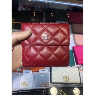 chanel short wallet red lamb