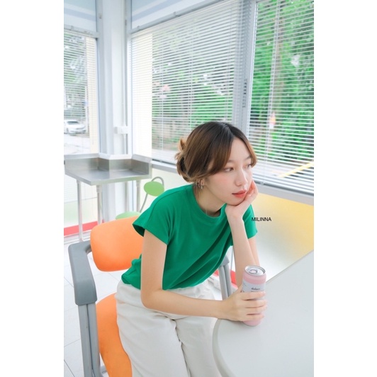 Acasey เสื้อยืดผู้หญิง คอกลมแขนเต่อ เนื้อผ้าร่องคอนตอน รูปที่ 7