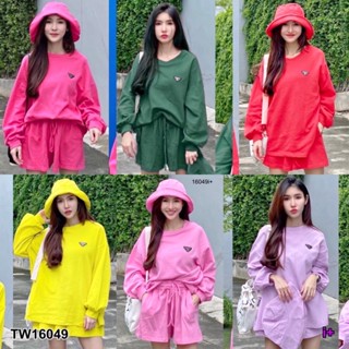 CODE 16049 | เซต 3 ชิ้น เสื้อคอกลม Oversize กางเกงขาสั้น พร้อมหมวก สีสันสดใส