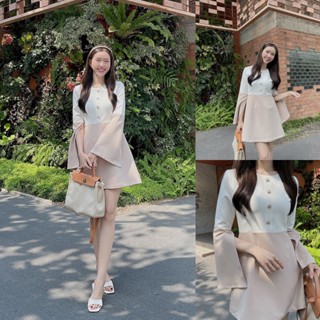 SLYQ MADE COLOURBLOCK SPILT SLEEVE DRESS ชุดเดรสสั้นแขนยาว ผ้าตัดต่อทูโทนแต่งกระดุมมุกหินอ่อน