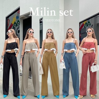 Mute - MILIN SET ชุดเซ็ต 2ชิ้น เสื้อครอป กระโปรง+กางเกงขายาว ชุดเซ็ตไปคาเฟ ไปทะเล่