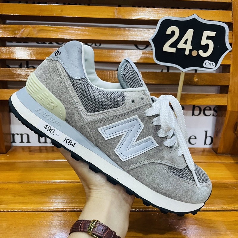 New balance Classic 574 Size 39.5/24.5cm.(มือสอง)รหัส K84