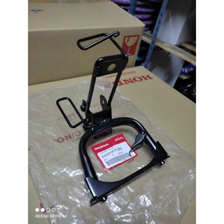 ขายึดฝาครอบด้านหน้า honda scoopy i ตัวเก่า ไฟเลี้ยวแฮนด์ปี 2009 อะไหล่แท้ศูนย์ honda 64223-KYT-900...จัดส่งไว🛻🛻🛻