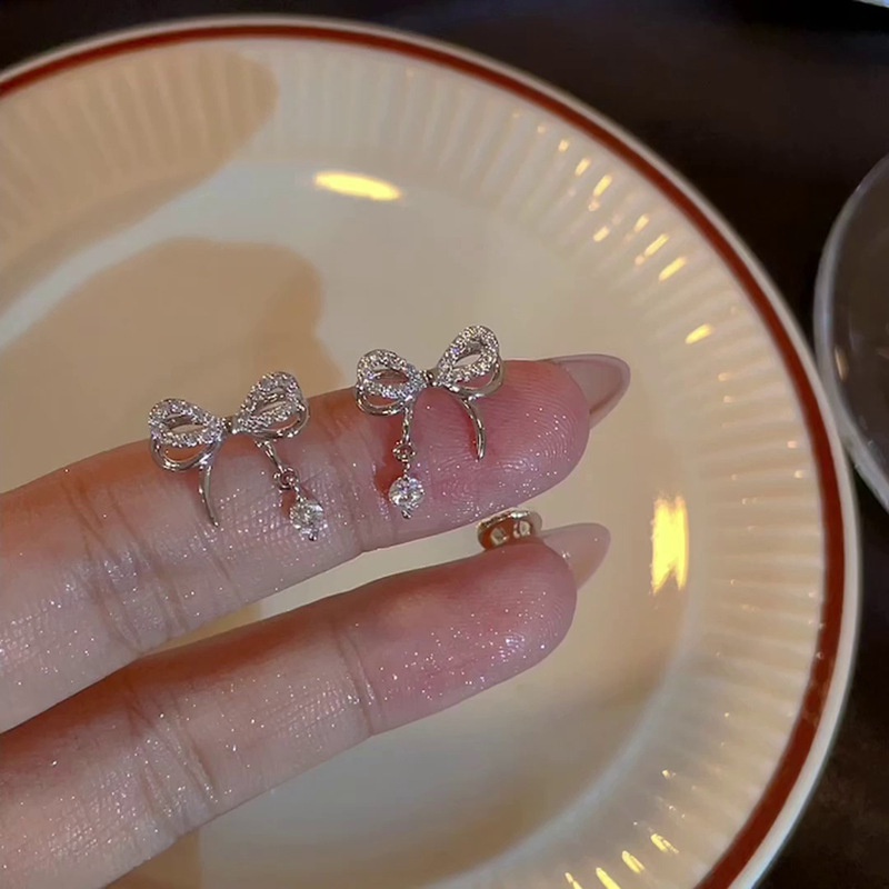 ต่างหูโบว์เพทายต่างหูสไตล์เฉพาะเกาหลีต่างหูทุกการแข่งขันที่เรียบง่าย