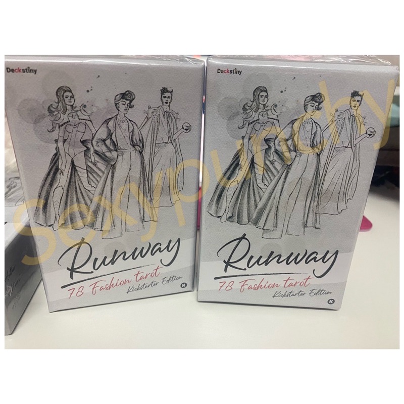 ไพ่ Runway Tarot 1st edition Kickstarter Deckstiny