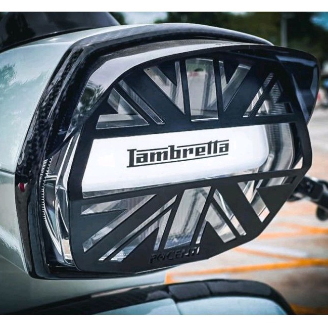 ฮิต!! กริวไฟหน้า Lambretta X300 X200 X250 งานคุณภาพ Design เฉพาะ เข้ารูปอย่างดี ลงตัว สำหรับ แลมเบรตต้า X300 : Pocenti